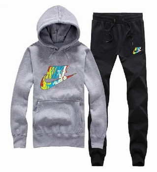 cheap nike clothes wholesale