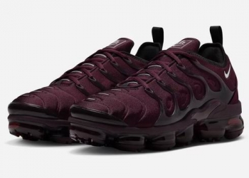 Nike Air VaporMax Plus sneakers cheap from china