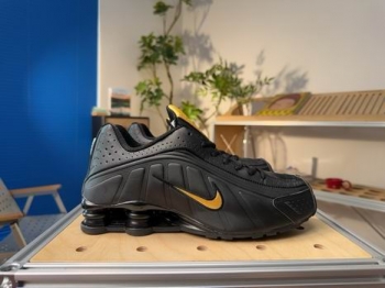 wholesale Nike Shox shoes