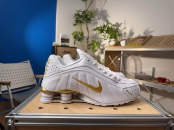 Nike Shox shoes cheap on sale