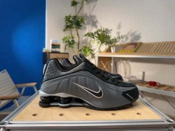 Nike Shox shoes buy wholesale