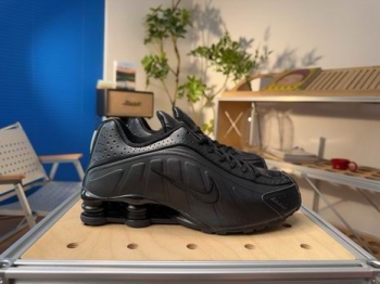 Nike Shox shoes cheap place