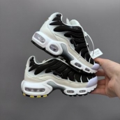 buy sell nike air max 90 shoes for kid